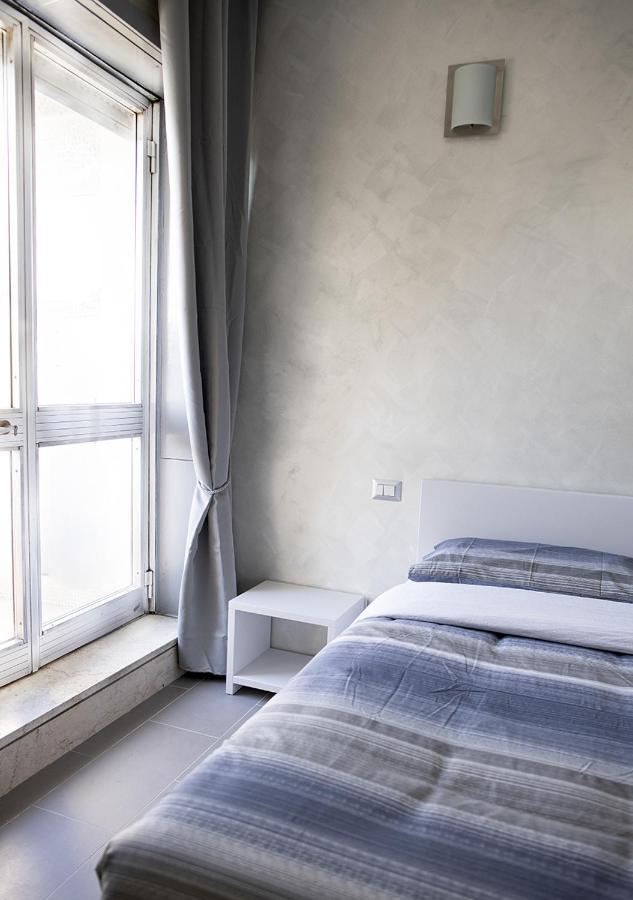 Smart Central Apartments Milan Exterior photo